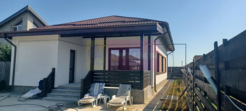 Casa noua Sabareni, terasa, piscina, foisor, barbeque, curte 440 mp