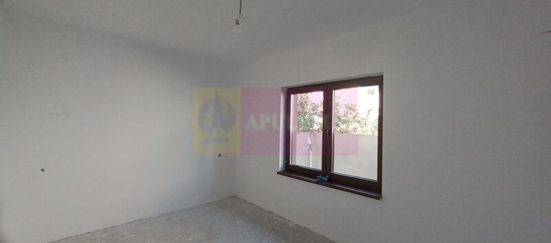 Casa noua Sabareni, terasa, piscina, foisor, barbeque, curte 440 mp