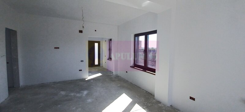Casa noua Sabareni, terasa, piscina, foisor, barbeque, curte 440 mp